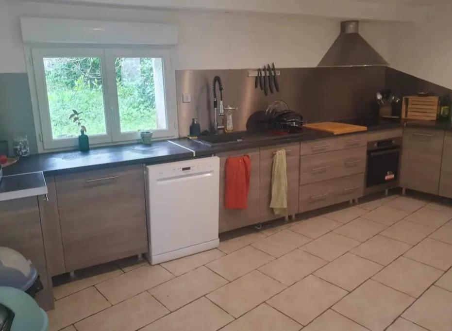 Chambre Chez L'Habitant Avec Petit Dejeuner A 5 Mins Du Futuroscope Chasseneuil-du-Poitou Exterior photo